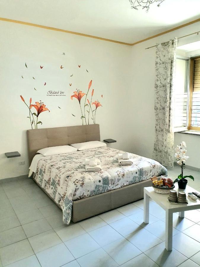 Le Tre Orchidee Bed & Breakfast Салерно Екстериор снимка