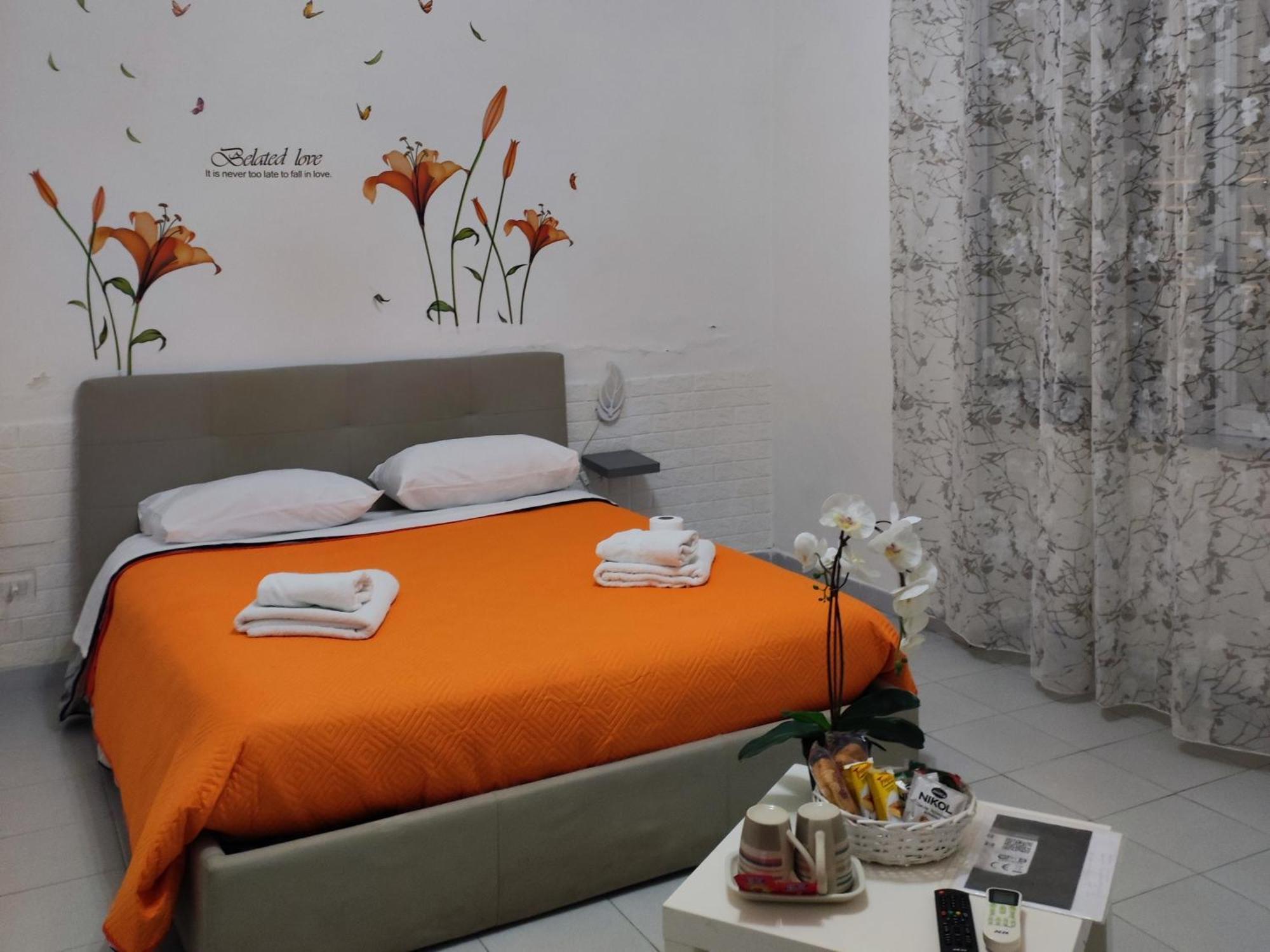 Le Tre Orchidee Bed & Breakfast Салерно Екстериор снимка