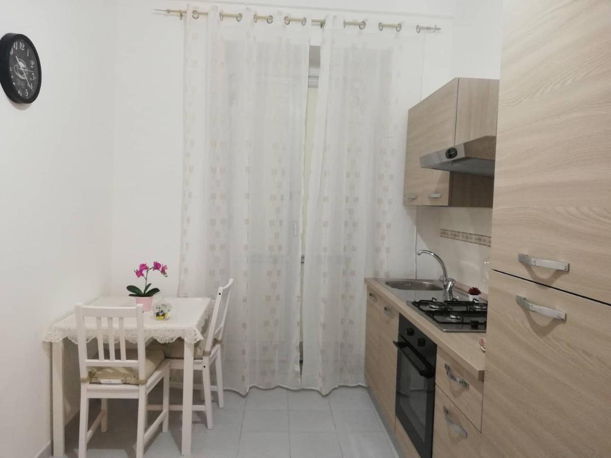 Le Tre Orchidee Bed & Breakfast Салерно Екстериор снимка