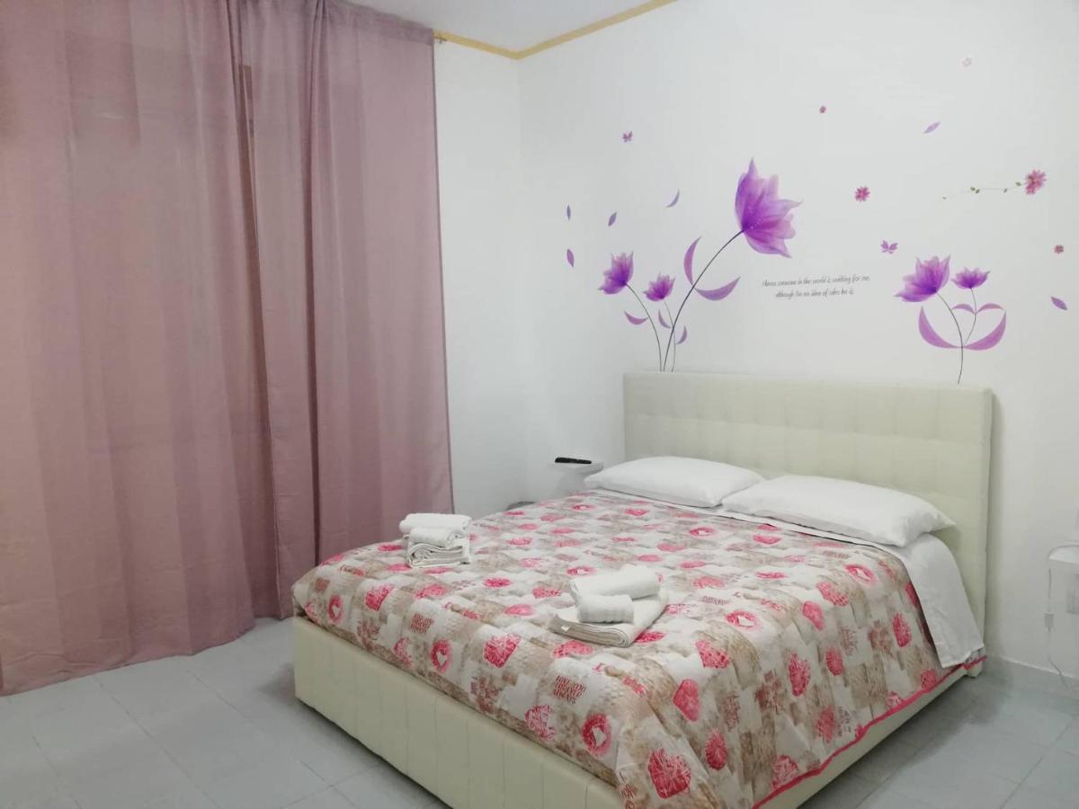 Le Tre Orchidee Bed & Breakfast Салерно Екстериор снимка