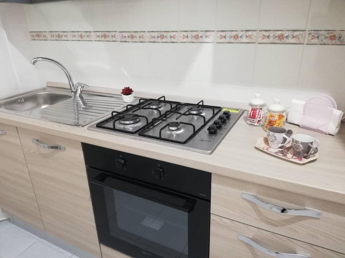 Le Tre Orchidee Bed & Breakfast Салерно Екстериор снимка