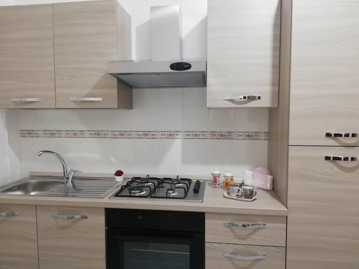Le Tre Orchidee Bed & Breakfast Салерно Екстериор снимка